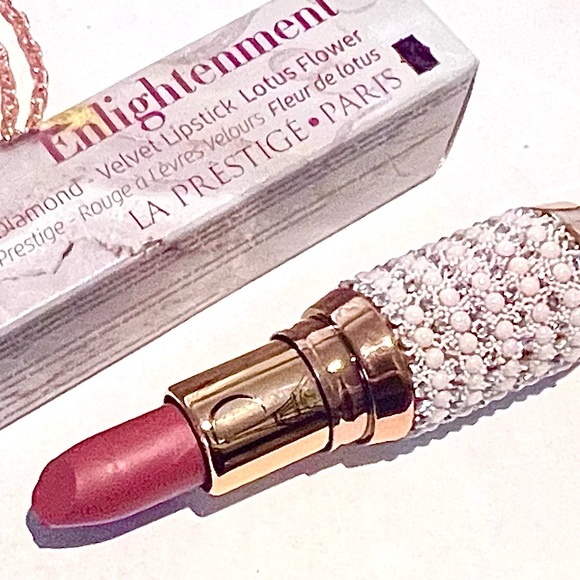LA PRESTIGE PARIS Enlightenment Velvet Lipstick & Case in Lotus Flower Pink. NEW - Picture 4 of 16